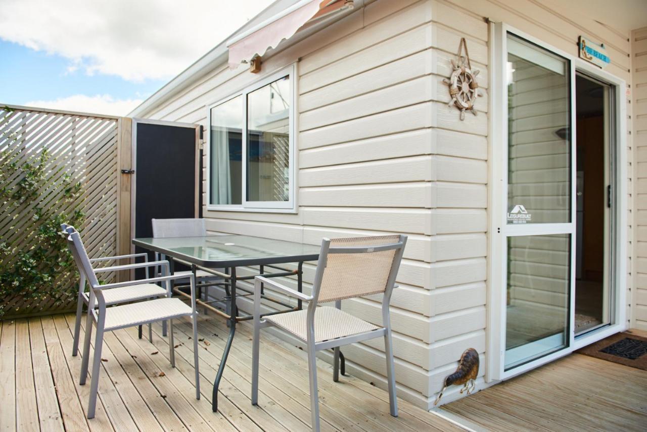 Orewa Kiwi Cabins Bagian luar foto