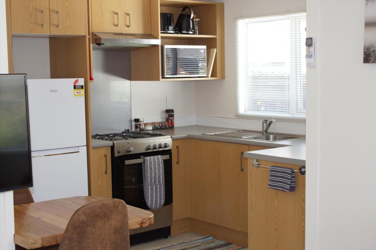 Orewa Kiwi Cabins Bagian luar foto